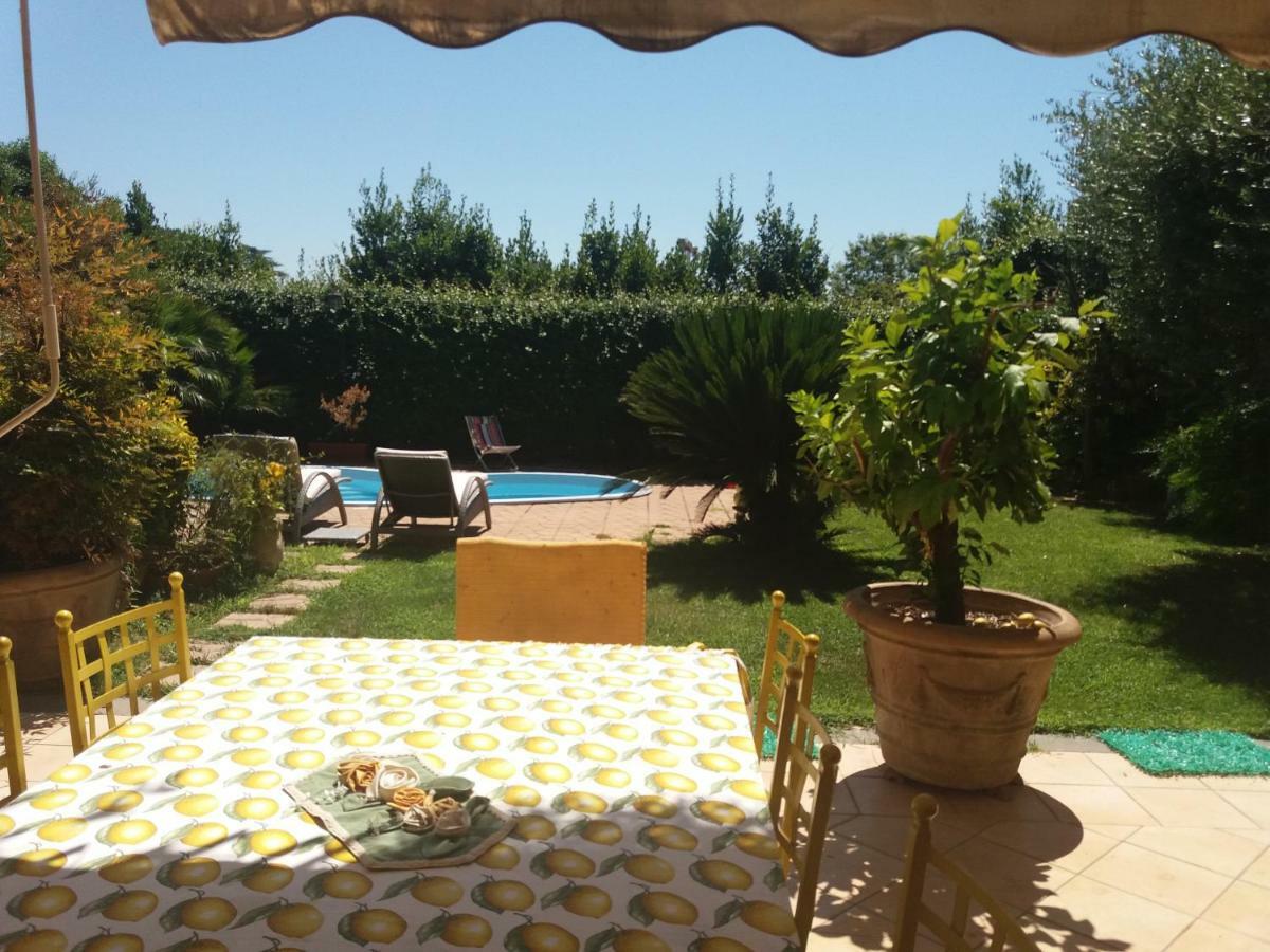 L'Affittacamere Nel Parco "Appia Antica" - Piscina A Uso Ospiti Рим Экстерьер фото